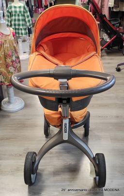 DUO STOKKE PASSEGGINO + NAVICELLA + 2 ZANZARIERE + ANTIPIOGGIA