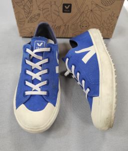 SNEAKERS TELA C/LACCI VEJA