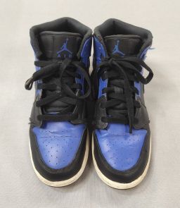 AIR JORDAN 1 MID BLACK ROYAL BLUE