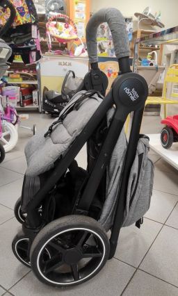 PASSEGGINO BRITAX ROMER B AGILE M PORTATA MAX 22KG