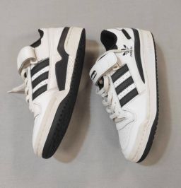 SNEAKERS FORUM LOW ADIDAS