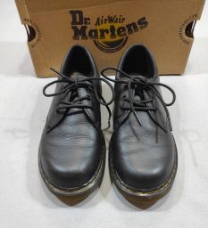 SCARPE C/LACCI DR MARTENS