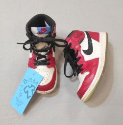 SCARPE C/LACCI NIKE JORDAN 1