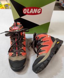 SCARPONCINI TREKKING OLANG COME NUOVI