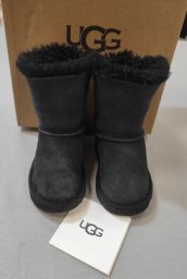 STIVALI UGG AUSTRALIA BAILEY BOW II *