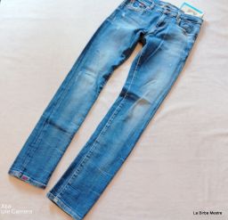 JEANS GUESS