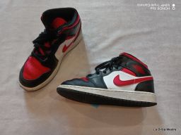 SCARPE AIR JORDAN 1 MID