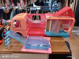 CAMPER BARBIE