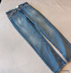 JEANS LEVIS