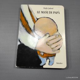 LIBRO CARTONATO E MANI DI PAPA