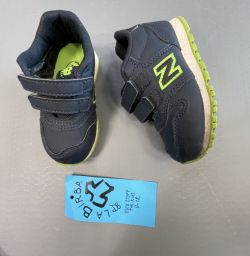 SCARPE NEW BALANCE 22.5