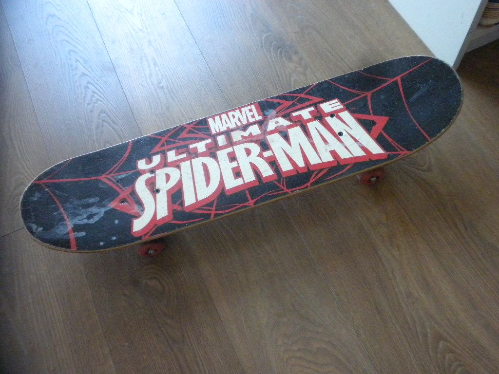 SKATEBOARD SPIDERMAN