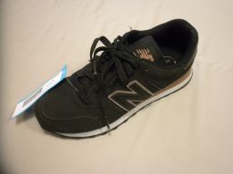 SCARPE C/LACCI NEW BALANCE