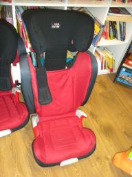 SEGGIOLINO AUTO ISOFIX BRITAX ROMER 100-150 CM