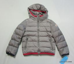 PIUMINO MONCLER MODELLO JOEL