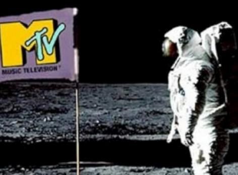 MTV inizia le trasmissioni